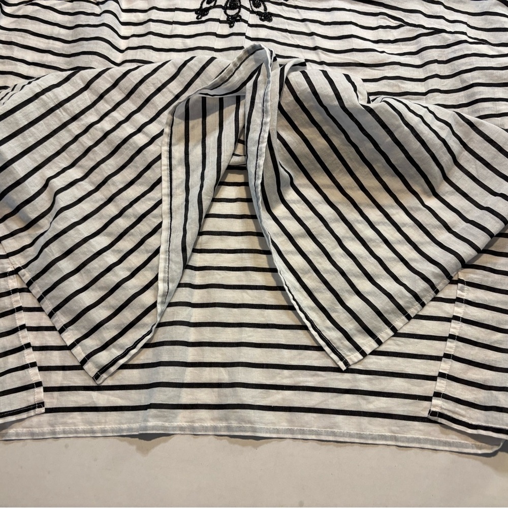 Chelsea & Theodore white/ black striped tunic blouse‎ embroidery details SZ 2X - Picture 7 of 7